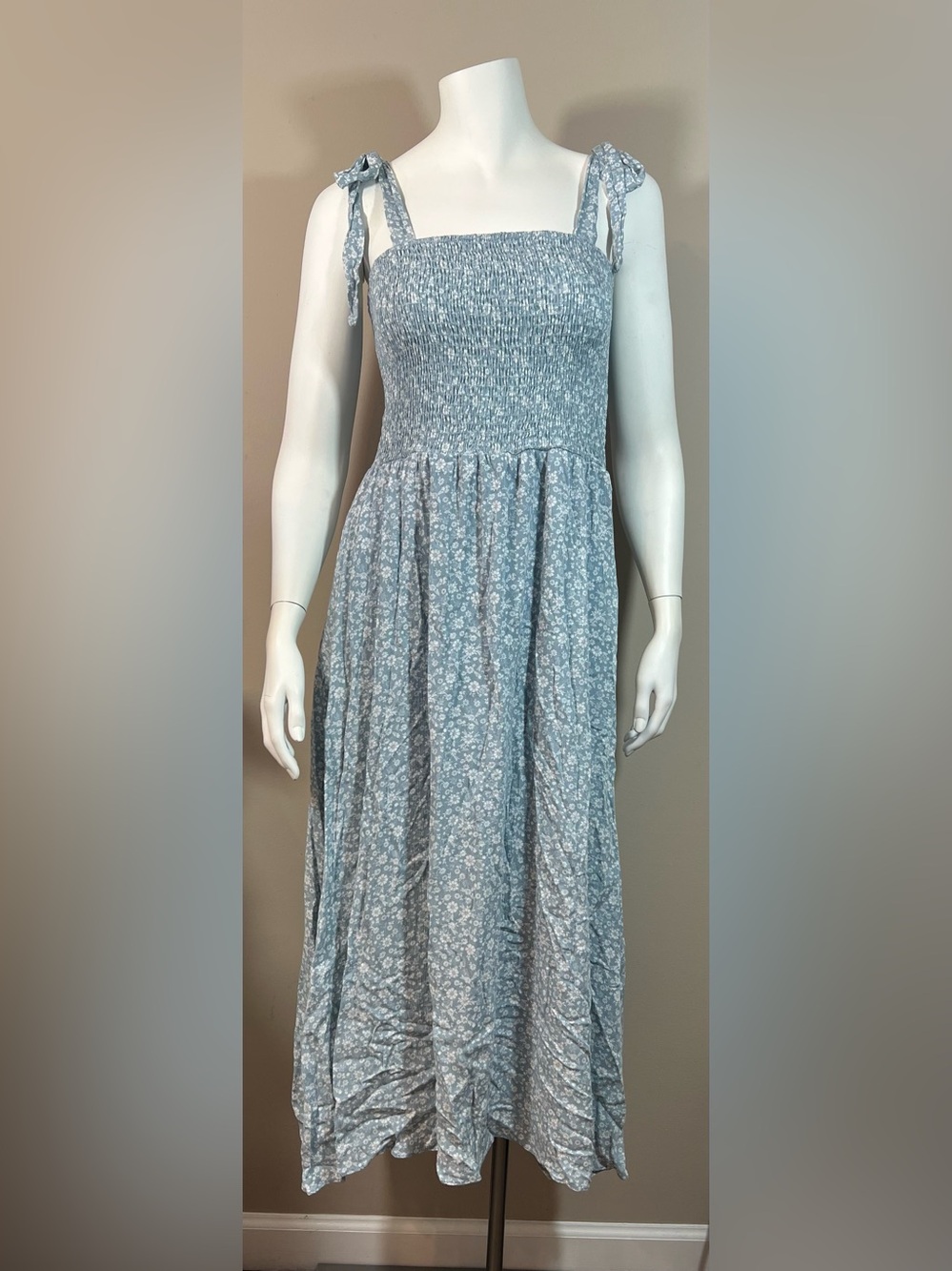 Tullabee Blue Floral Maxi Dress